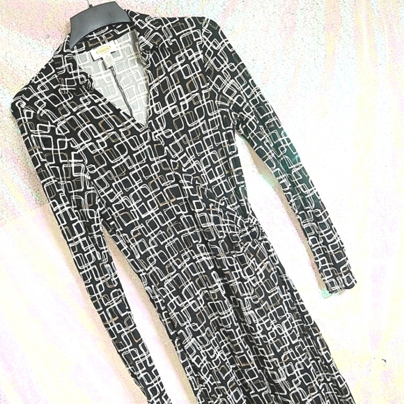 GEOMETRIC PRINT DRESS 6P Talbots Travel Packable Wedding Guest Stretch Black - Picture 1 of 9